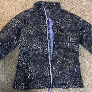 Patagonia Black and White Leaf Pattern Jacket